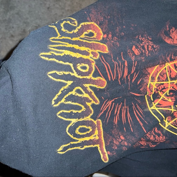 SLIPKNOT Black and Red Short Sleeve Tee - Picture 3 of 5